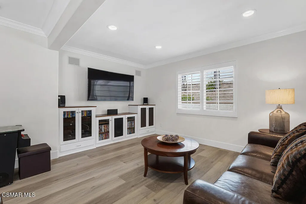 260 Greenmeadow Drive, Thousand Oaks, California 91320 home-pic-21