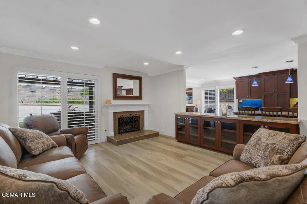 260 Greenmeadow Drive, Thousand Oaks, California 91320 home-pic-7