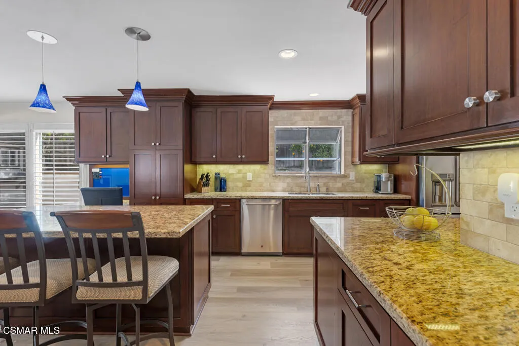 260 Greenmeadow Drive, Thousand Oaks, California 91320 home-pic-11