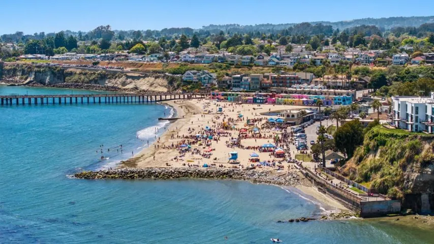 3015 Arlington Drive, Aptos, California 95003