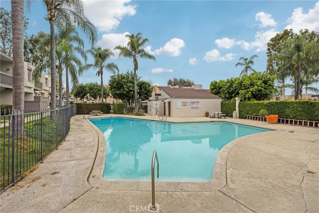 1829 Rainbow Terrace, Montebello, California 90640 home-pic-38