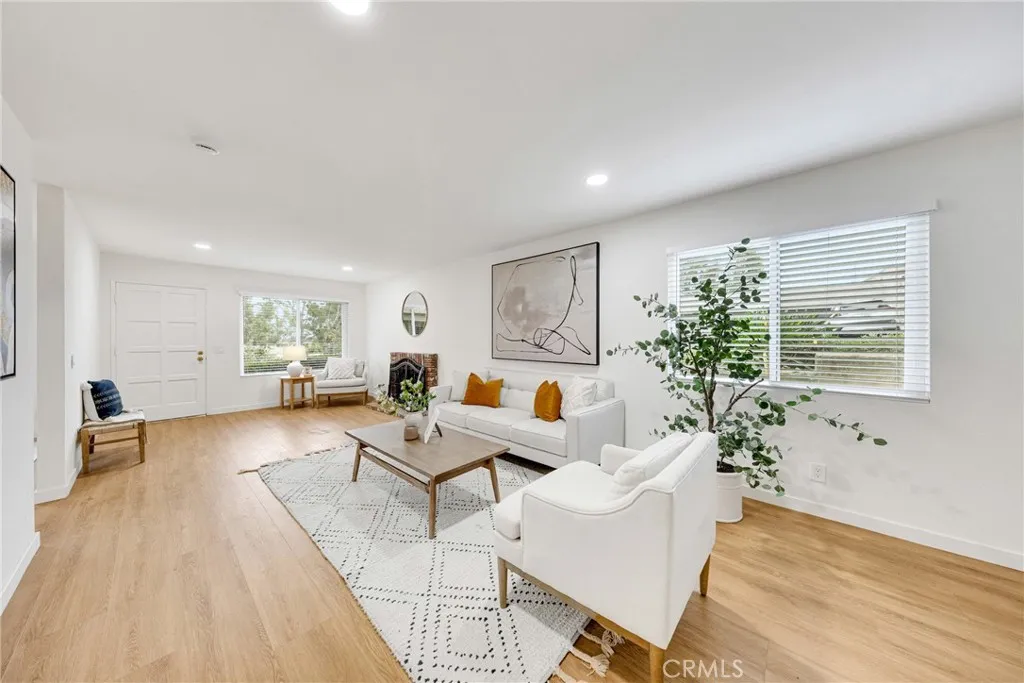 1829 Rainbow Terrace, Montebello, California 90640 home-pic-9