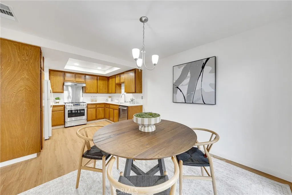 1829 Rainbow Terrace, Montebello, California 90640 home-pic-17