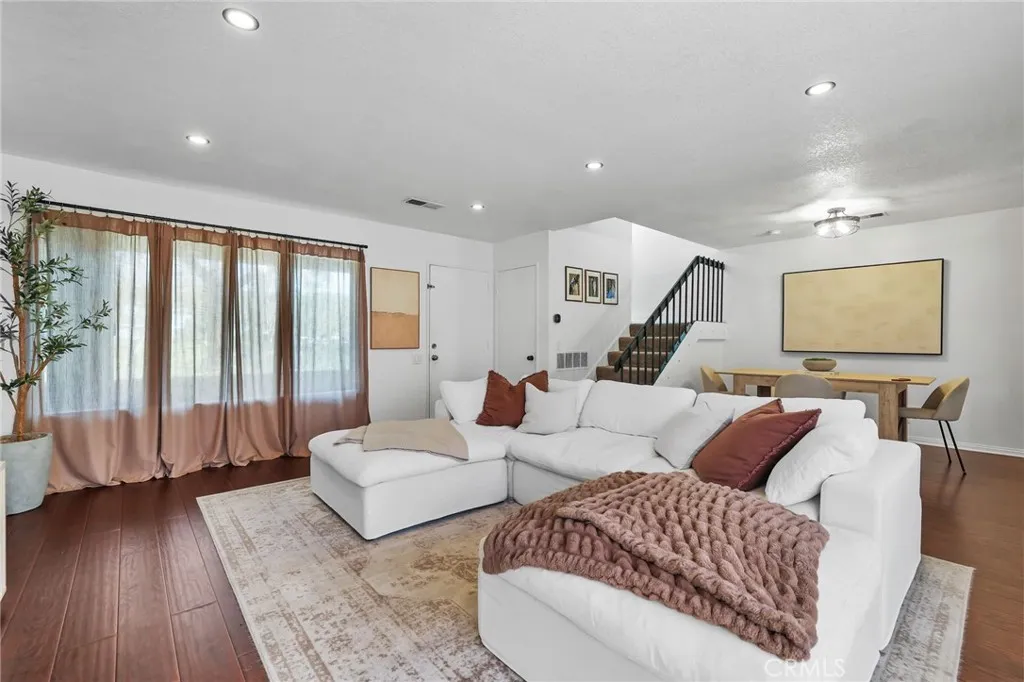 29712 Woodlake Court, San Juan Capistrano, California 92675 home-pic-24