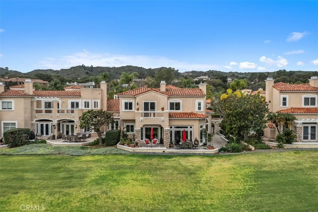 40 Via Barcaza, Coto De Caza, California 92679 home-pic-2