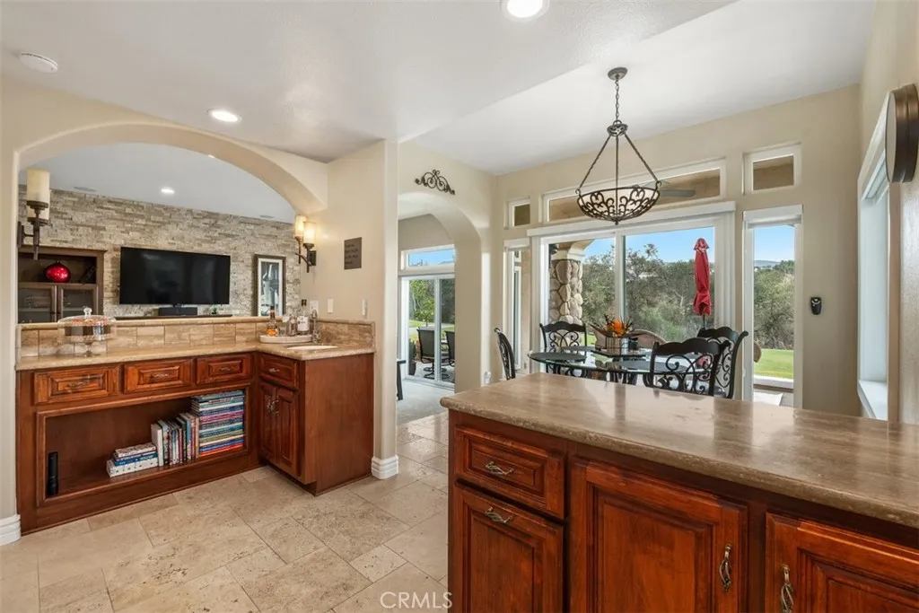 40 Via Barcaza, Coto De Caza, California 92679 home-pic-7
