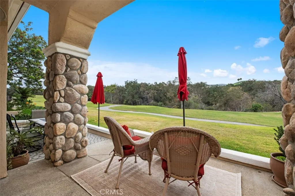 40 Via Barcaza, Coto De Caza, California 92679 home-pic-30