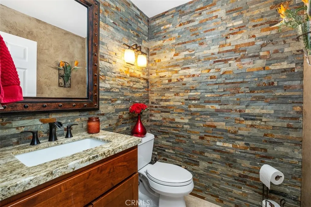 40 Via Barcaza, Coto De Caza, California 92679 home-pic-20
