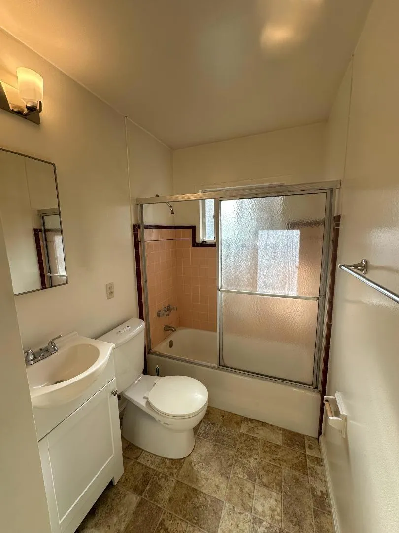 729 Mountain View Avenue, Mountain View, California 94041 — photo 5