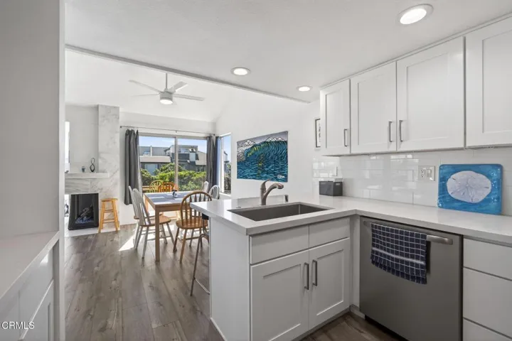 89-web-or-mls-Upmarketmedia_3464Sun-resh
