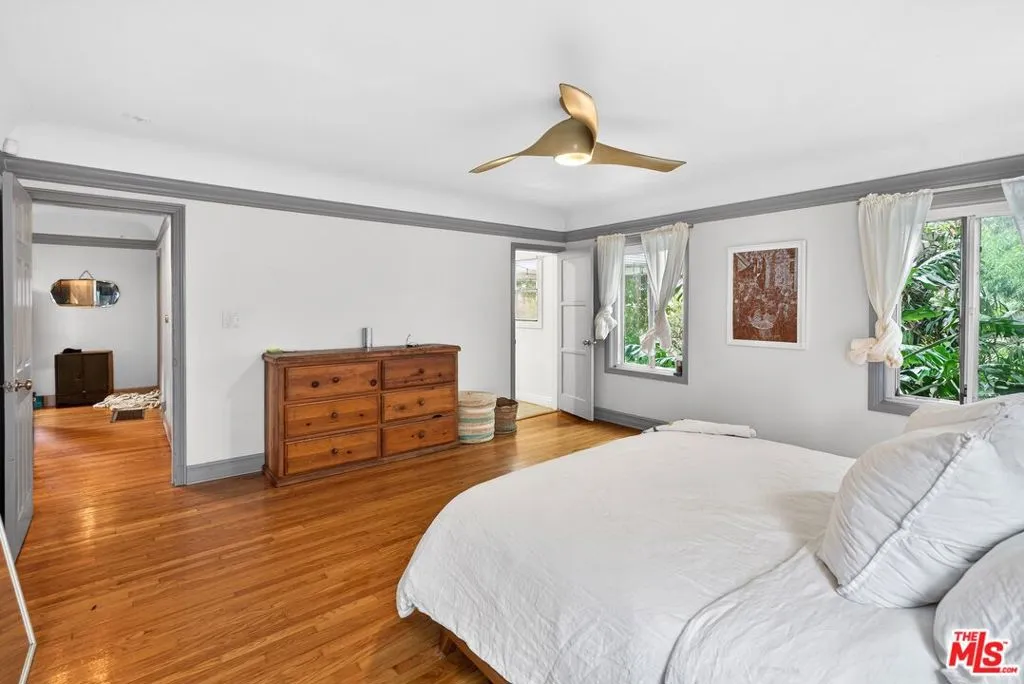 4915 West Boulevard, View Park, California 90043 home-pic-22