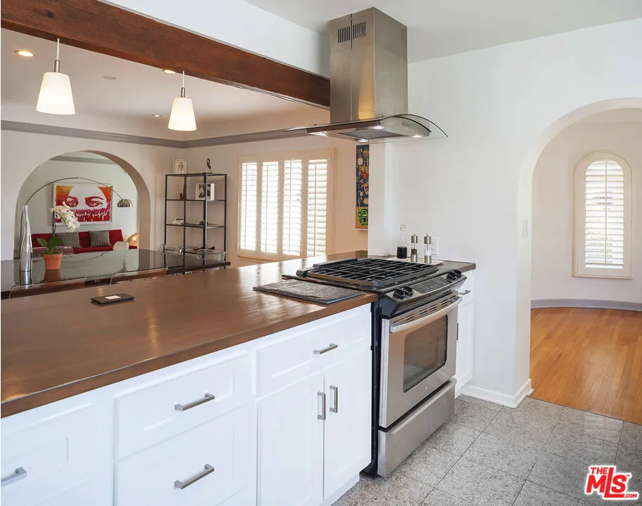 4915 West Boulevard, View Park, California 90043 home-pic-13