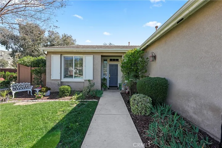660 Olazabal Dr, Hemet, California 92545