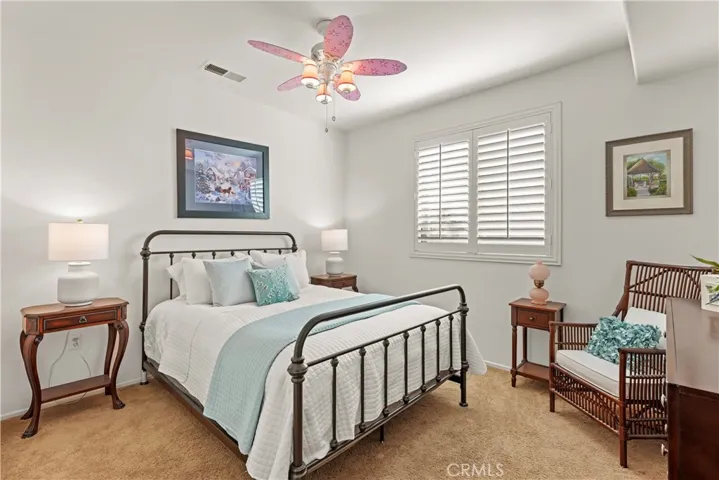 Office/Den 2 Being used as a bedroom
