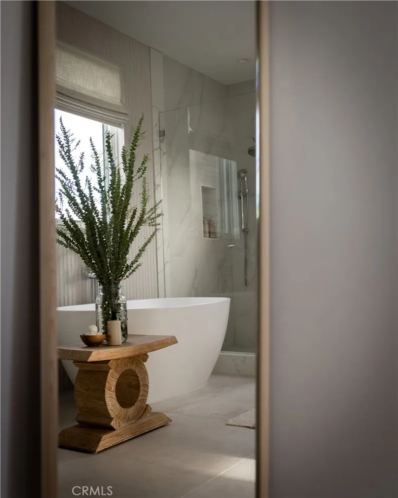 616 Poinsettia Avenue, Corona Del Mar, California 92625 home-pic-30