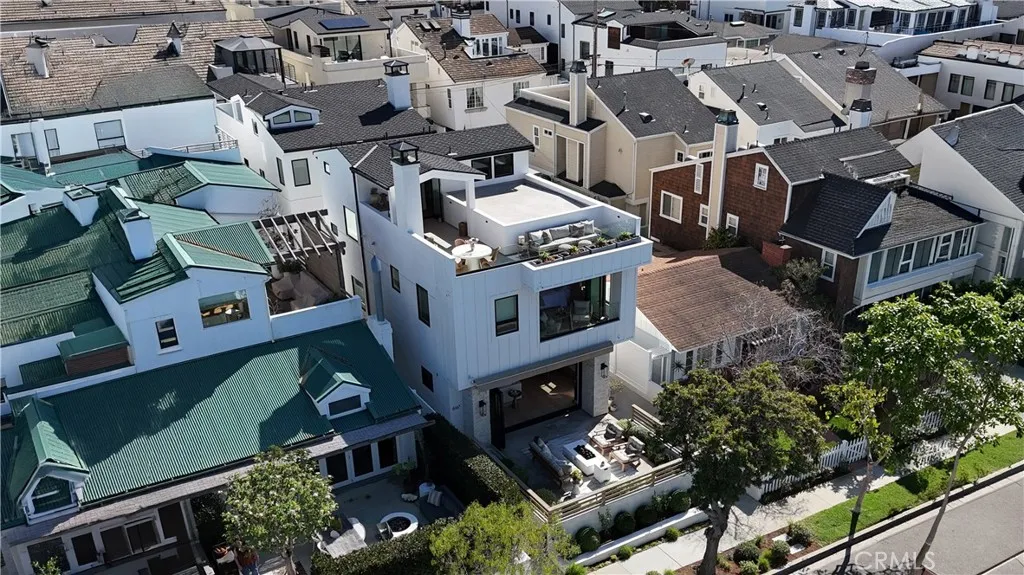 616 Poinsettia Avenue, Corona Del Mar, California 92625 home-pic-47
