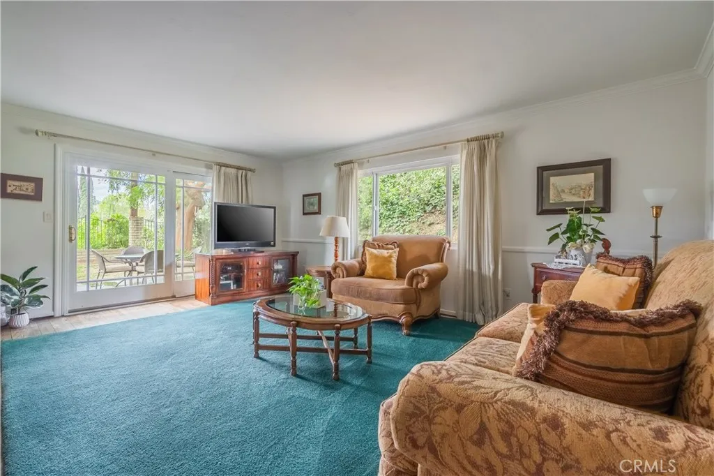 2605 Kiska Avenue, Hacienda Heights, California 91745 home-pic-16