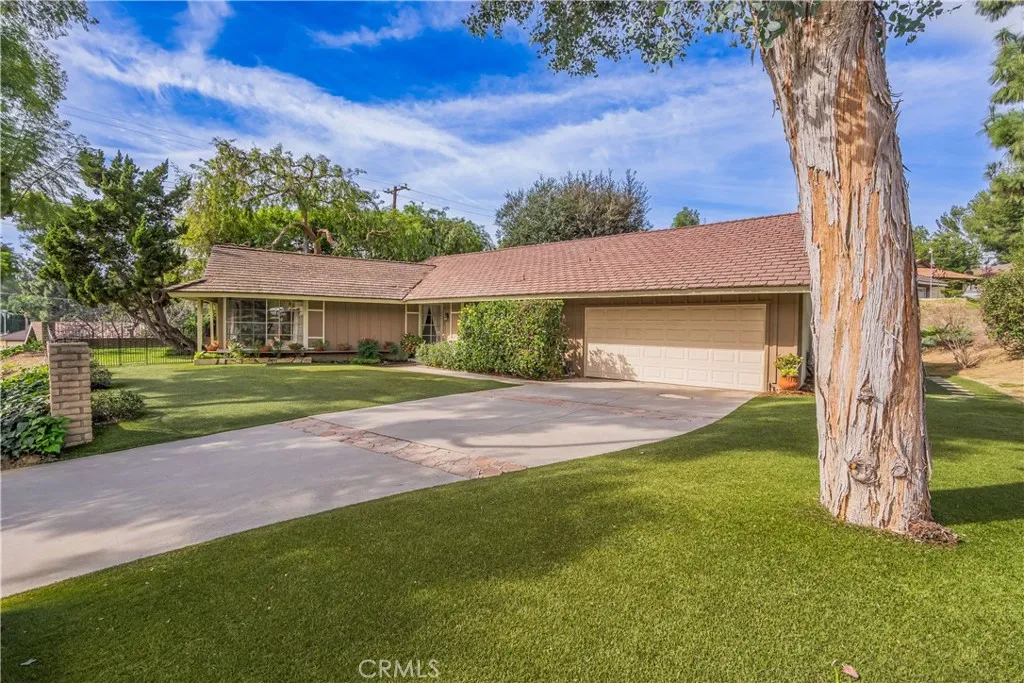 2605 Kiska Avenue, Hacienda Heights, California 91745 home-pic-1