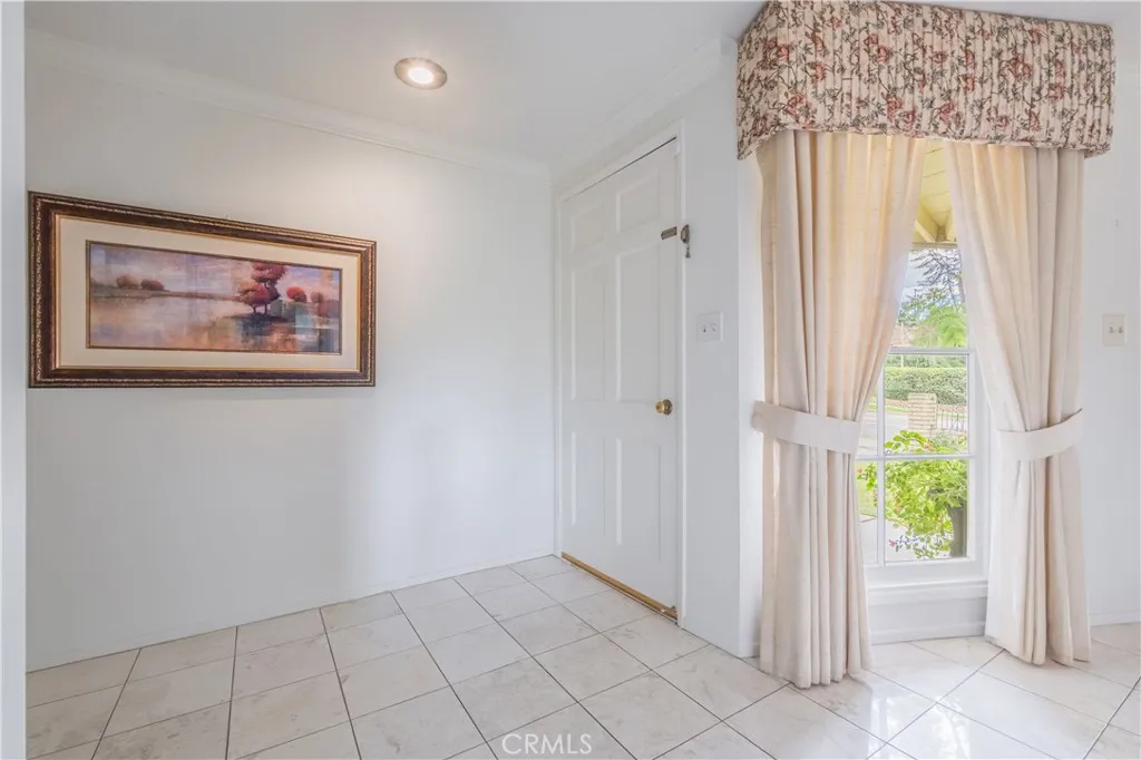 2605 Kiska Avenue, Hacienda Heights, California 91745 home-pic-6