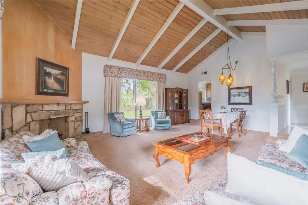 2605 Kiska Avenue, Hacienda Heights, California 91745 home-pic-8