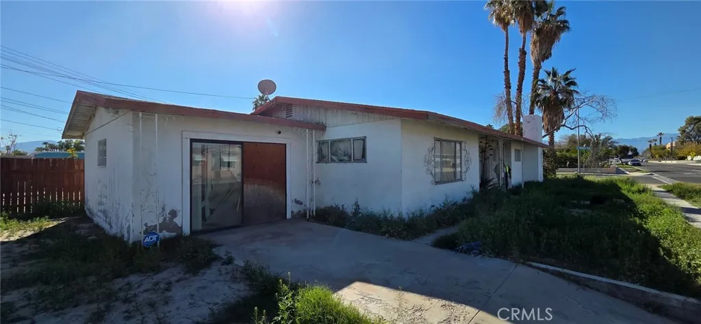 82625 Requa Avenue, Indio, California 92201 home-pic-2