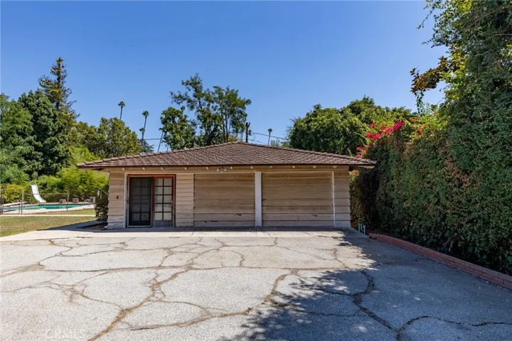 1640 Bedford, San Marino, California 91108