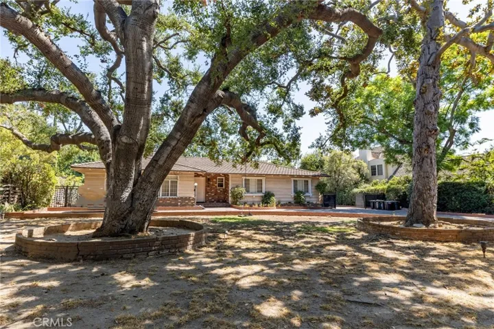 1640 Bedford, San Marino, California 91108