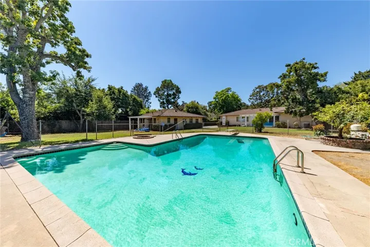 1640 Bedford, San Marino, California 91108