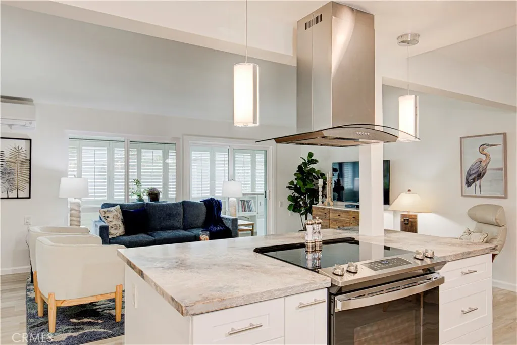 682 Via Alhambra D, Laguna Woods, California 92637 home-pic-21