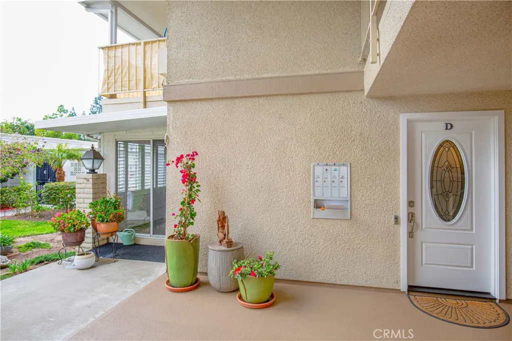 682 Via Alhambra D, Laguna Woods, California 92637 home-pic-6