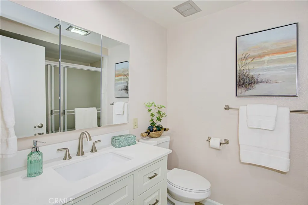 682 Via Alhambra D, Laguna Woods, California 92637 home-pic-26