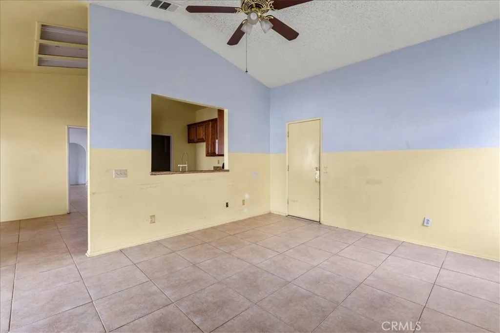13590 Mica, Victorville, California 92392 home-pic-25