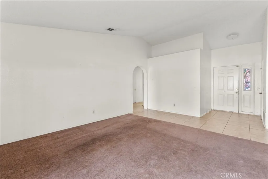 13590 Mica, Victorville, California 92392 home-pic-13