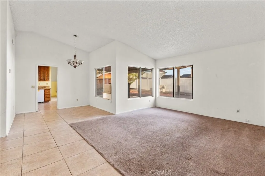 13590 Mica, Victorville, California 92392 home-pic-14