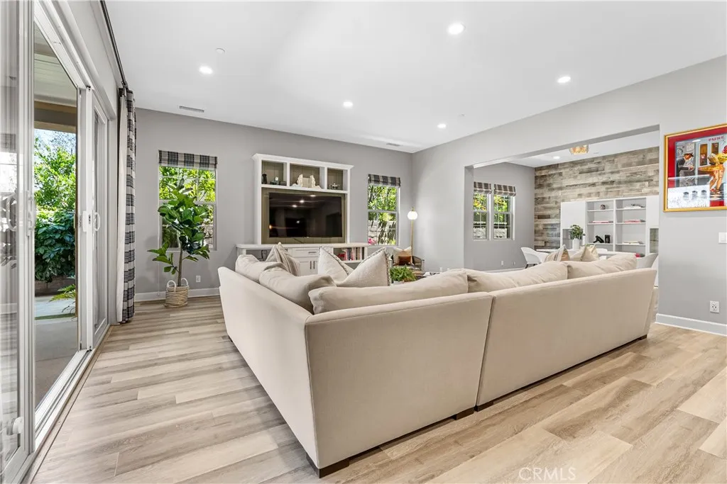 20 Entonar Road, Rancho Mission Viejo, California 92694 home-pic-9