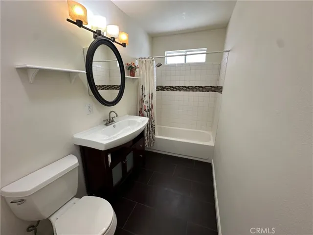 979 N Gardena, Rialto, California 92376