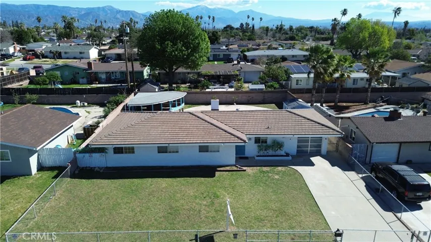 979 N Gardena, Rialto, California 92376