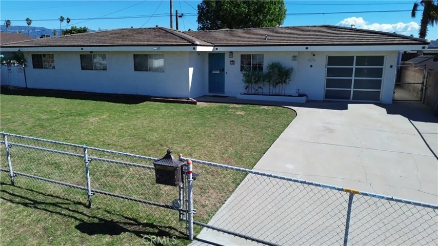 979 N Gardena, Rialto, California 92376