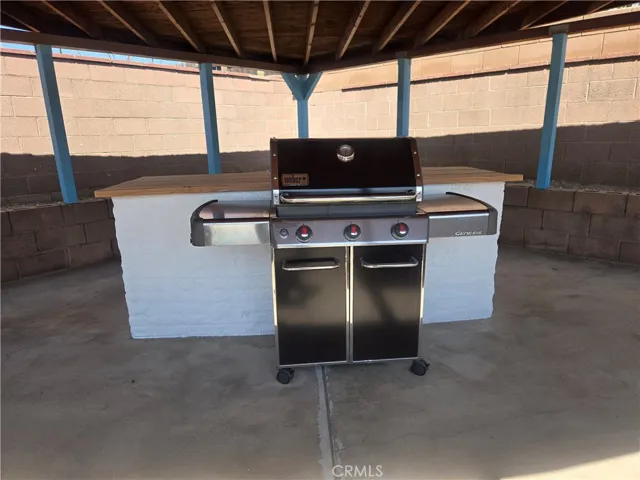 979 N Gardena, Rialto, California 92376