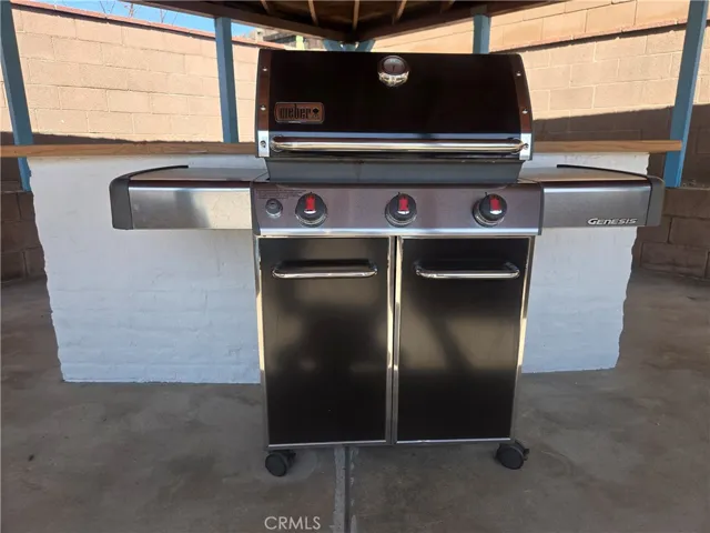 979 N Gardena, Rialto, California 92376