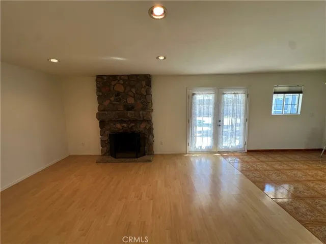 979 N Gardena, Rialto, California 92376