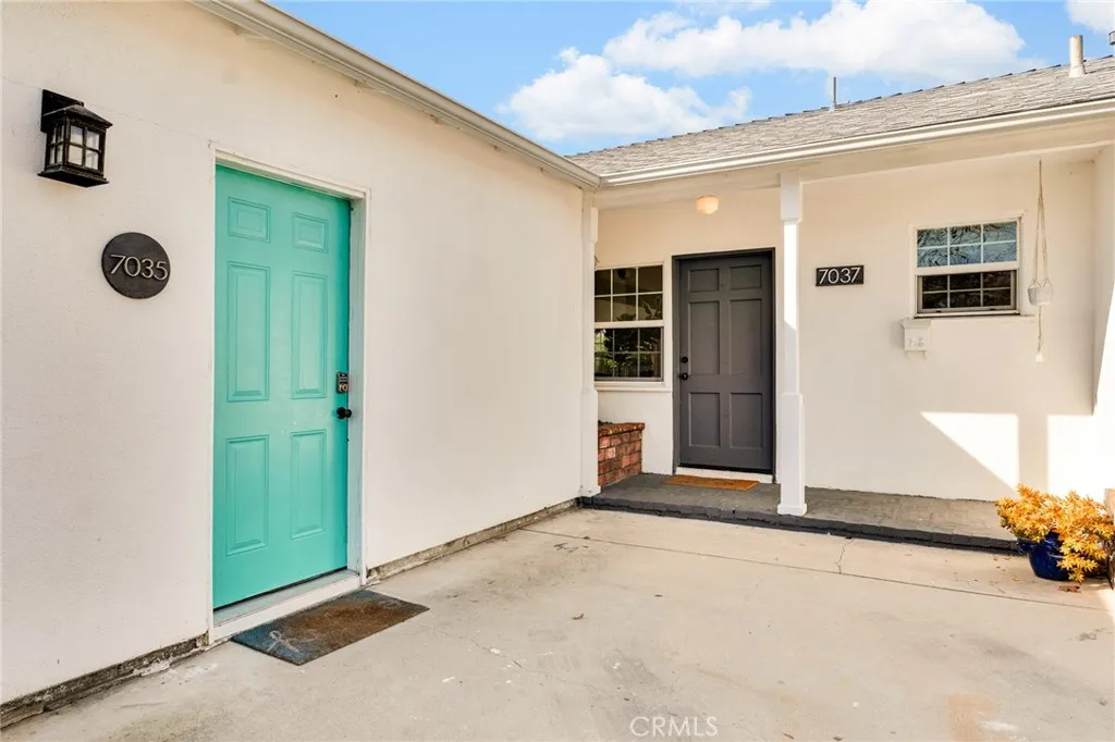 7037 Tunney Avenue, Reseda, California 91335 home-pic-28