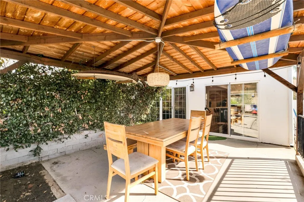 7037 Tunney Avenue, Reseda, California 91335 home-pic-22