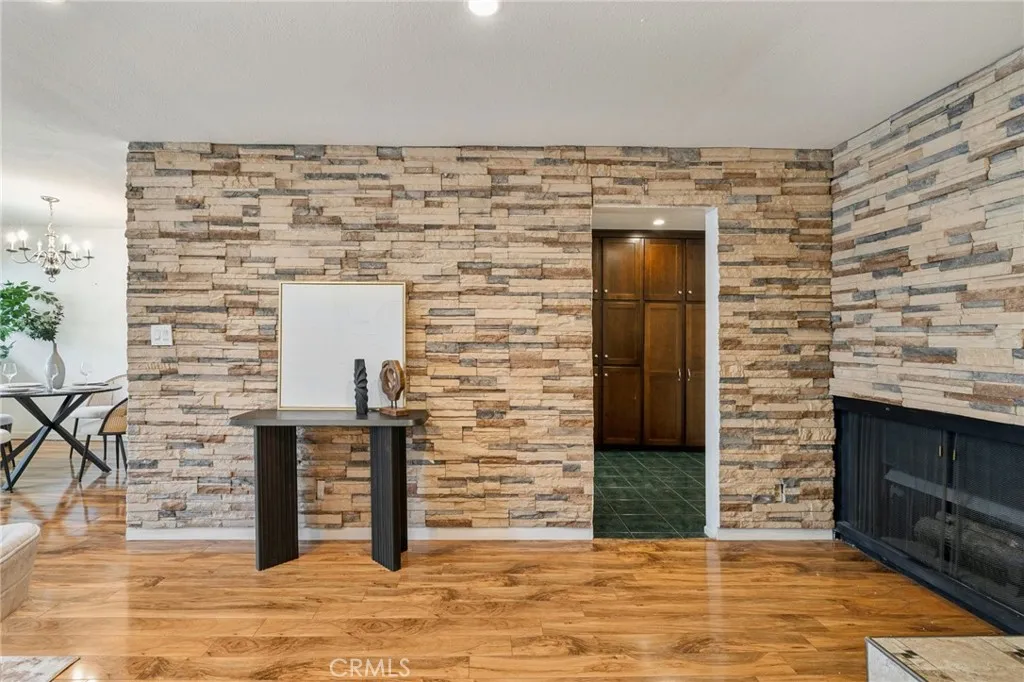 125 S Sierra Madre 215, Pasadena, California 91107 home-pic-7