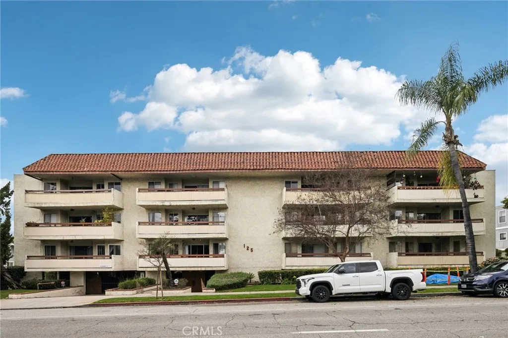125 S Sierra Madre 215, Pasadena, California 91107 home-pic-39