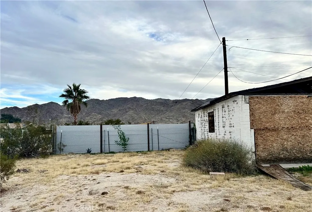 6608 Star Dune, 29 Palms, California 92277 home-pic-13