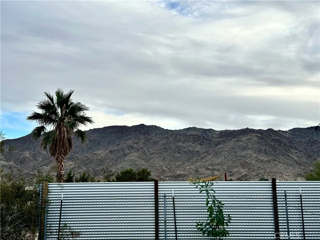 6608 Star Dune, 29 Palms, California 92277 home-pic-14