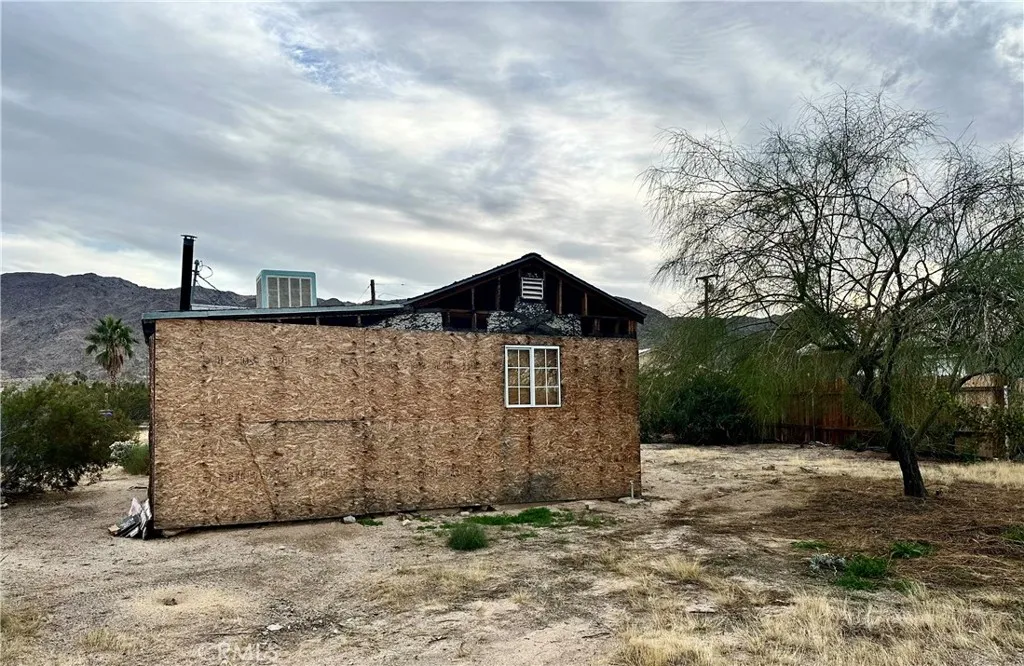 6608 Star Dune, 29 Palms, California 92277 home-pic-3