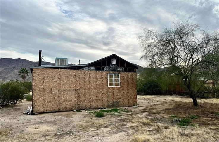 6608 Star Dune, 29 Palms, California 92277
