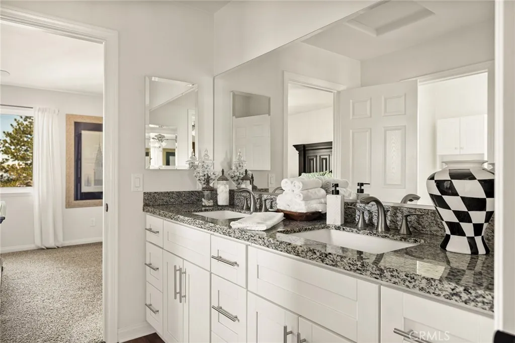 30881 Live Oak, Running Springs, California 92382 home-pic-22